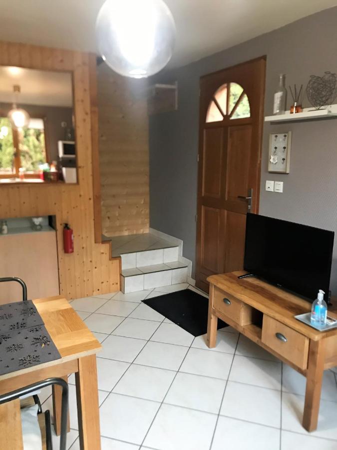 Charmant appartement 2-4 personnes entre Annecy et Aravis Thônes Extérieur photo